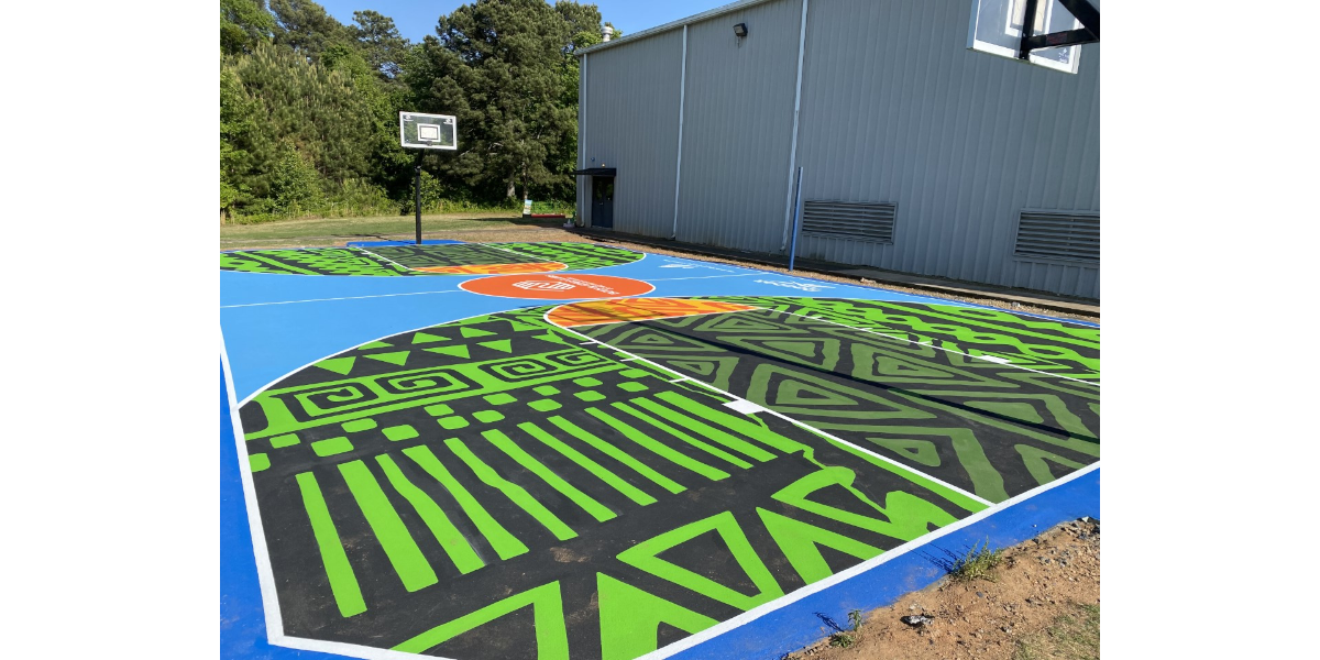 foretrækkes Ordinere magi Reebok and Shaquille O'Neal Foundation refurbish basketball court for Boys  & Girls Clubs in Marietta - Cobb County Courier