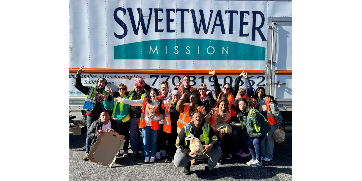 Reports and photos from two Sweetwater Mission food distributions ...